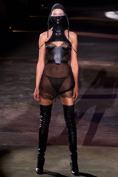 Look 23